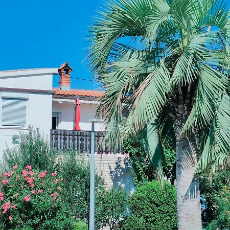 Guest house Snjezana Carev Jezera