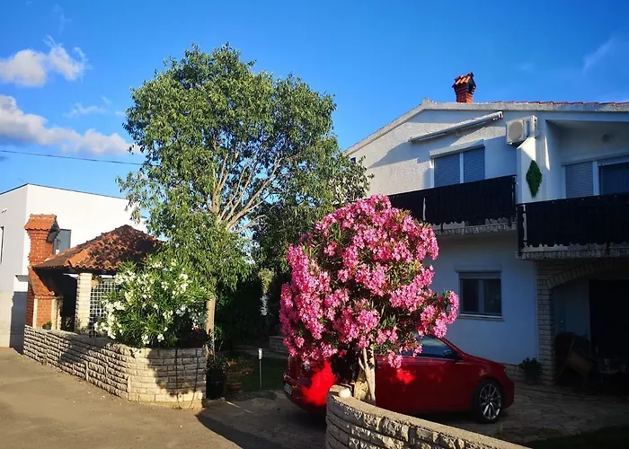 Snjezana Carev Jezera